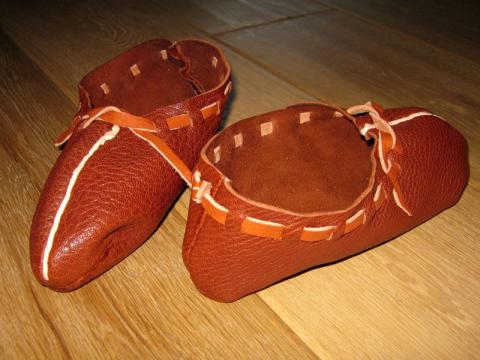 07. – 09. Jahrhundert Frühmittelalterlicher Schuh aus Ziegenleder